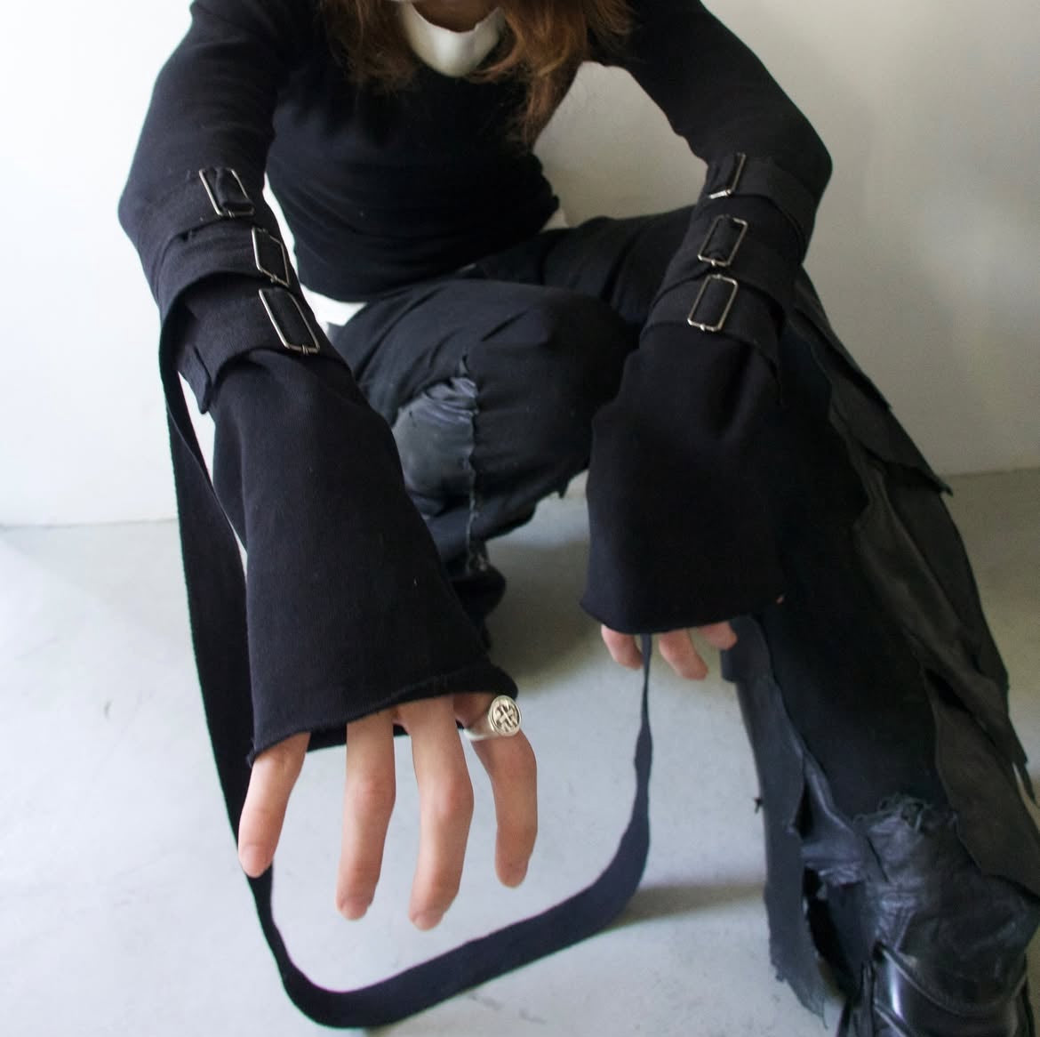 Cinis Bound Long Sleeve